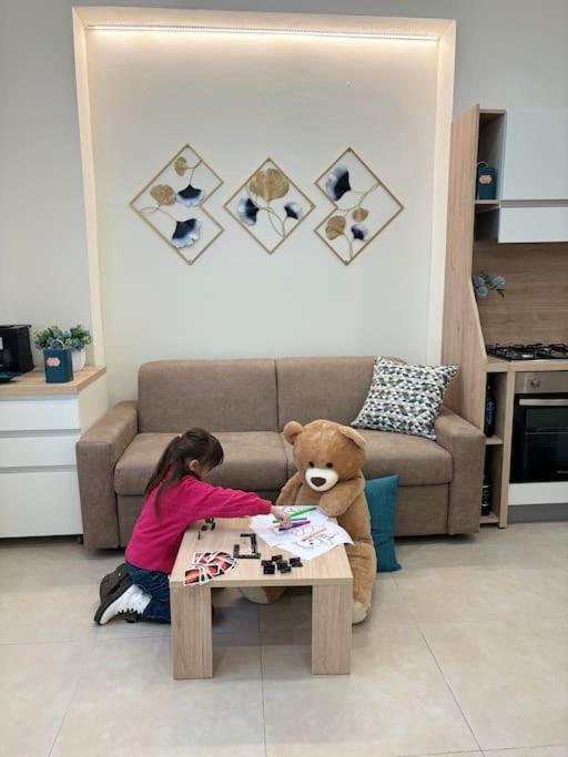 Teddy'S Home Luminoso Accogliente E Moderno Ракале Екстериор снимка